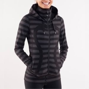 RARE Lululemon Stride Jacket Sz 6 Black Gray Macro Micro Stripe w/ hood / zipper